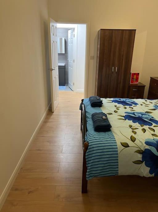 004- Brand New 1 Bedroom Apartment F1 Ealing Eksteriør billede